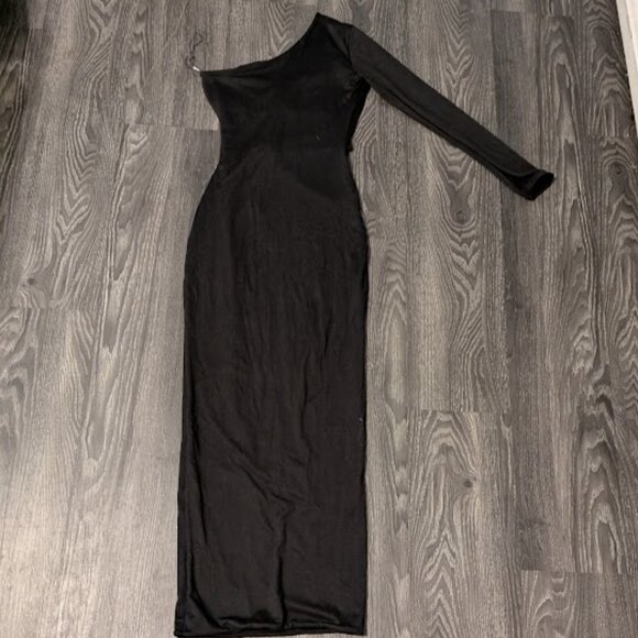 SILHOUETTE BLACK DRESS - Picture 3 of 6